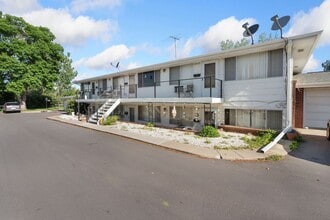 Building Photo - 2517 N Garfield Ave