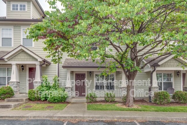 Building Photo - 553 Rosedale Ave
