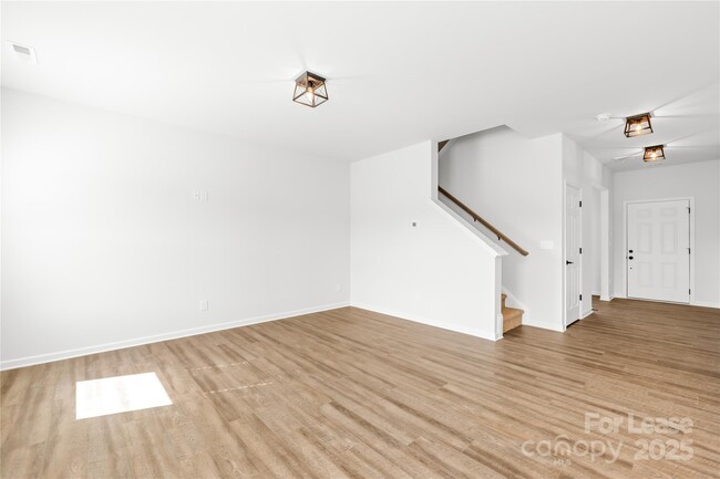 Building Photo - 18016 Wilbanks Dr
