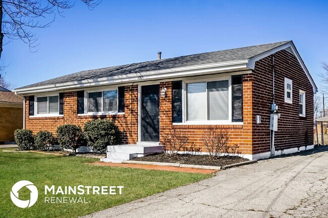 Foto del edificio - 6207 Red Spruce Dr