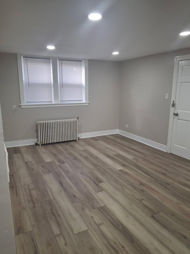 Photo - 1401 Elmwood Ave (Berwyn, IL) Apartment
