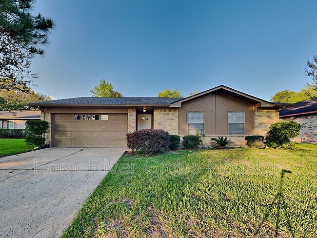 Foto del edificio - 6406 Summer Ridge Dr