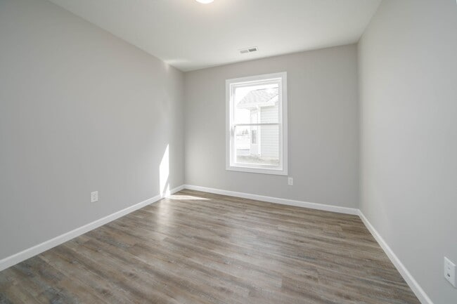 Interior Photo - Somerset Townhomes and Villas
