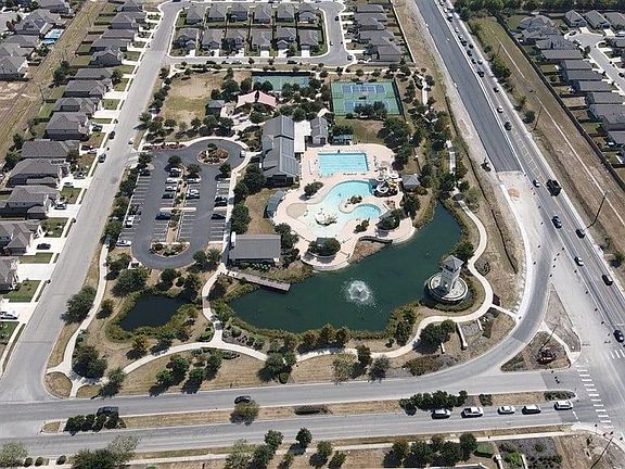 Foto principal - 8745 Ironwood Hill