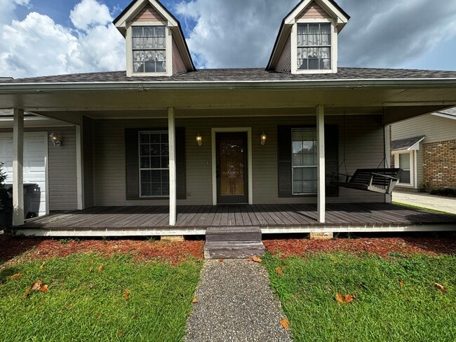 Photo - 1729 Tallwood Dr. House