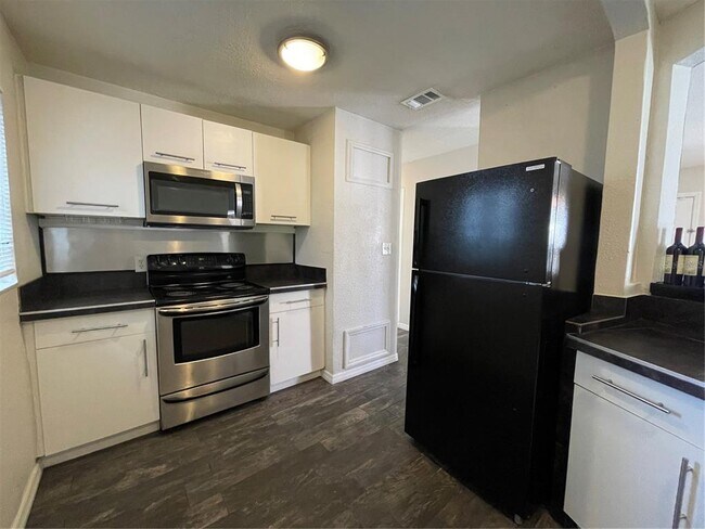 Foto del edificio - 1311 W Lemon St