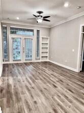 Building Photo - 5353 Memorial Dr