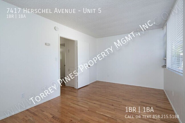 Building Photo - La Jolla Village: One Bedroom with Balcony...