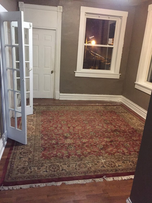 2015 Edwards St, St. Louis, MO 63110 Apartments 2015 Edwards St St