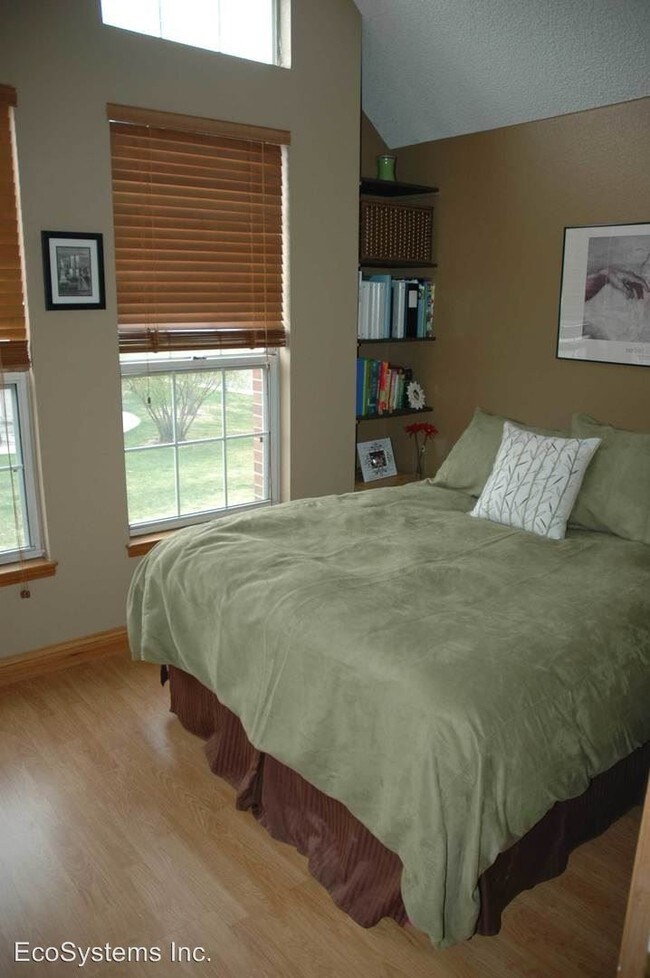 Building Photo - 2 br, 2 bath House - 3016 W Prentice Ave #F