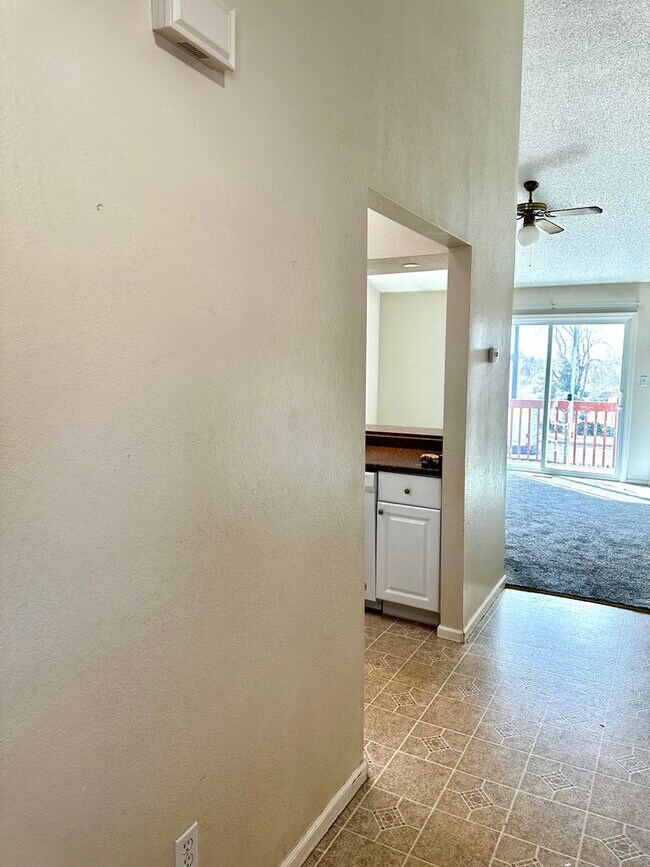 Photo - 2 Bedroom, 1 1/2 Half Bath, End Unit Townh... Townhome