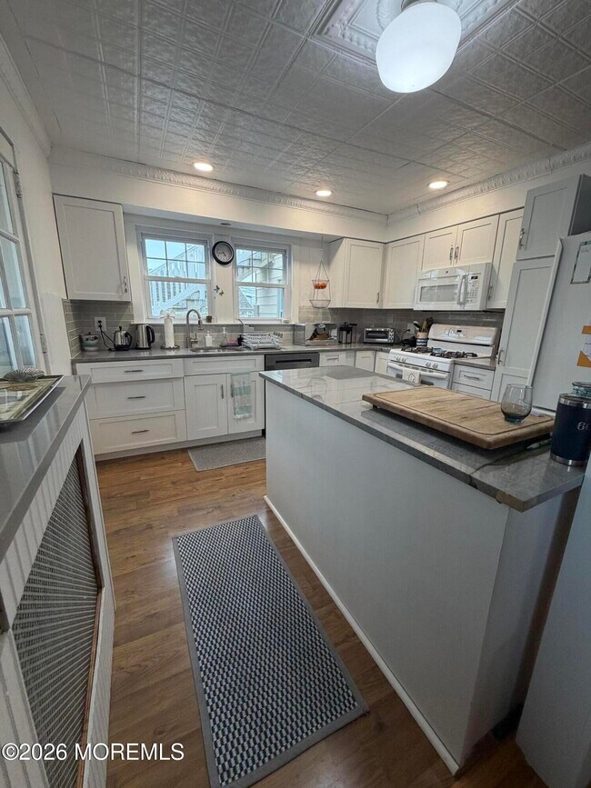 Foto del edificio - 67 E St