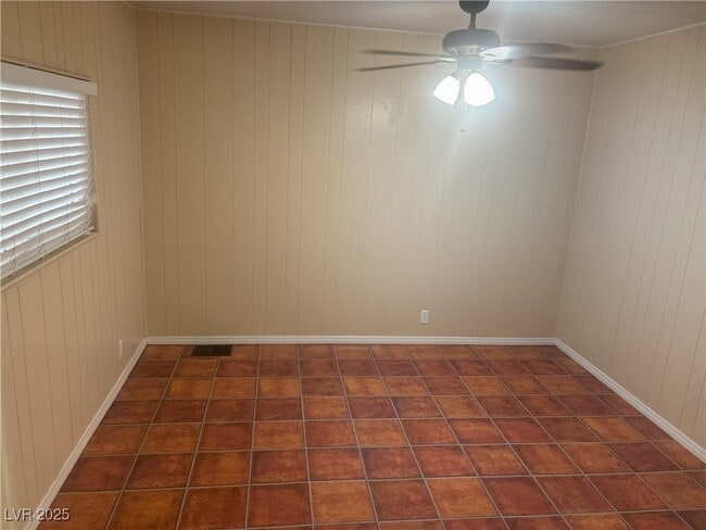 Building Photo - 282 Aztec Ln