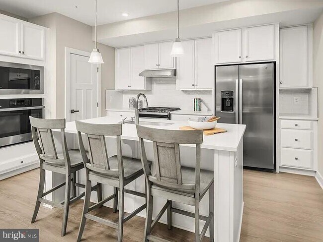 Foto del edificio - 4366 Black Tulip Wy