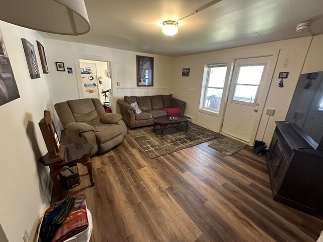 Building Photo - 4511 Puttor Dr