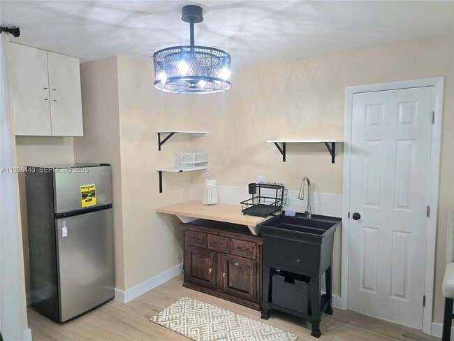 Building Photo - 287 NE 118th Terrace