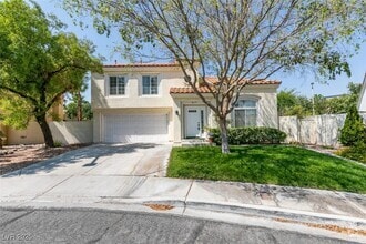 Building Photo - 2113 Desert Pines St