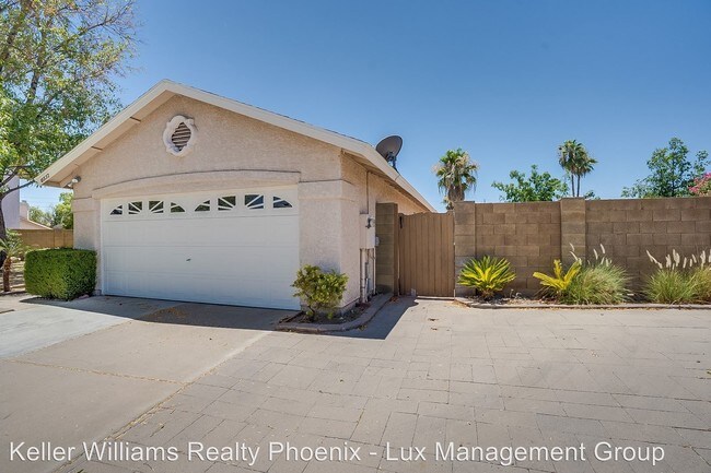 Foto del edificio - 3 br, 2 bath House - 18832 North 15th Place