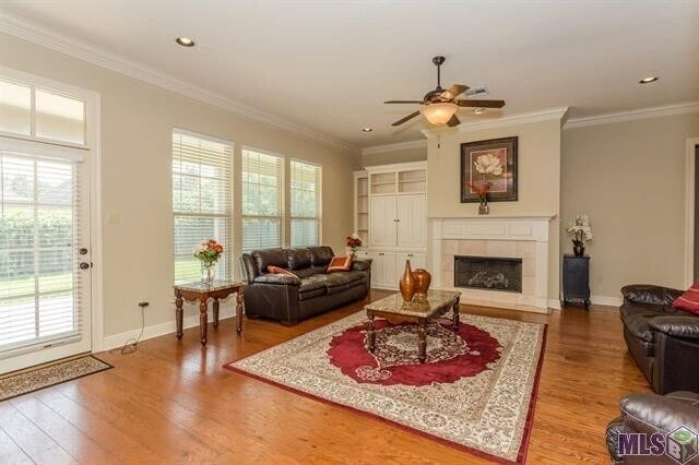 Foto del edificio - 3 Bedroom House off Coursey Blvd.