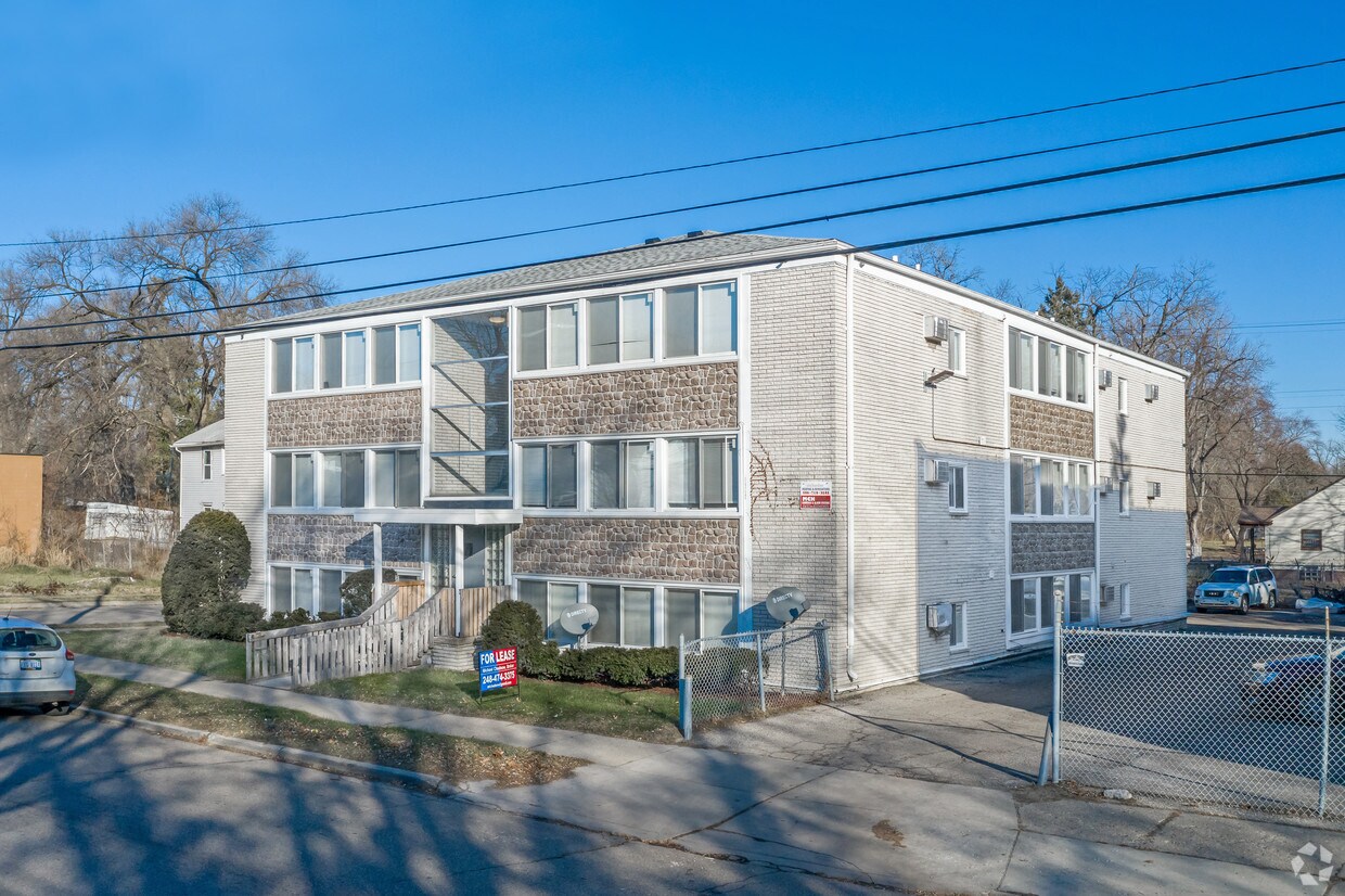 Lahser Manor Apartments Apartments in Detroit, MI