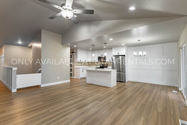 Foto del edificio - 4143 N Fairfield Dr