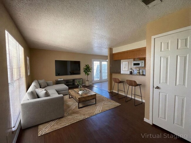 Building Photo - 1102 Covey Ln