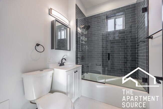 Foto del edificio - 1000 N Mozart St