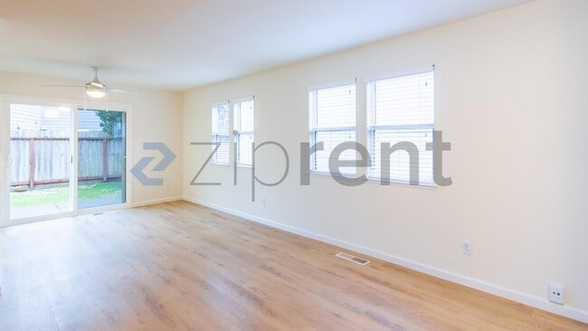 Building Photo - 730 Jefferson St