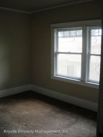 Building Photo - 1026 Carolina St
