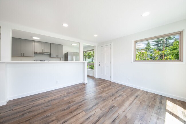 Foto del edificio - 2527 NE 110th St