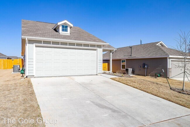 Building Photo - 3 br, 2 bath House - 2728 Eveningside Dr