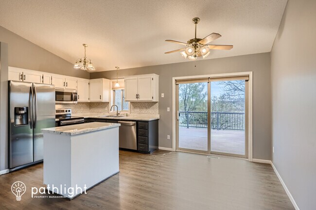 Foto del edificio - 9708 Park Pl Dr, Monticello, MN, 55362