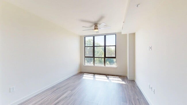Interior Photo - Griffis Edgemoor