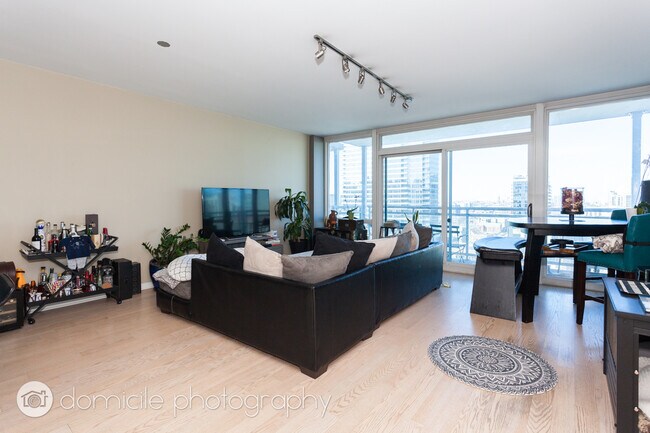 Foto del edificio - 757 N Orleans St