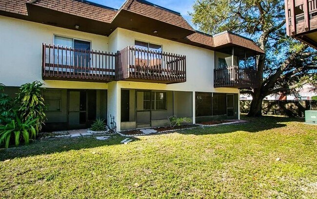 Foto del edificio - 3225 Ramblewood Dr N