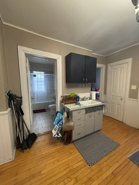 Foto del edificio - 3238 N Bartlett Ave