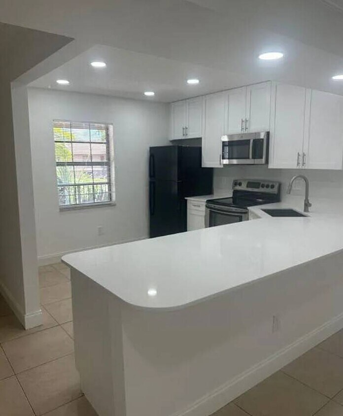 Foto del edificio - 1520 NW 45th St