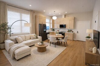 Building Photo - 55 Woodside Ave