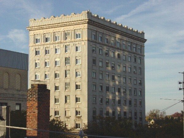 Looking Northwest - Argonne Residence Inn