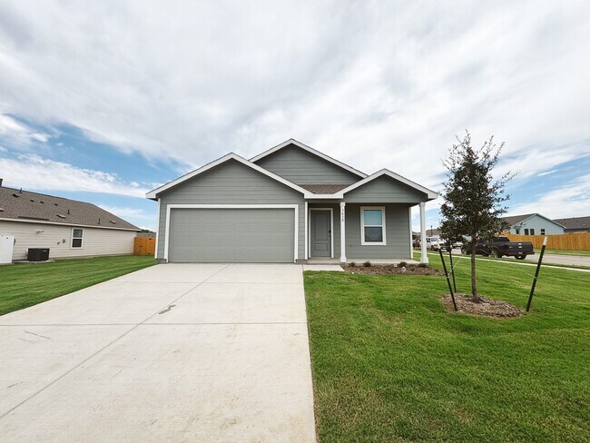 Building Photo - 3612 Chambray Dr