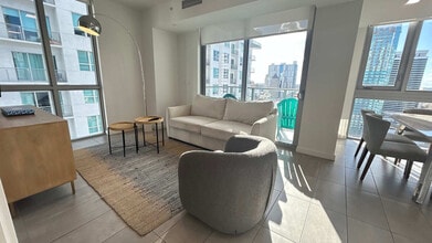 Building Photo - 227 NE 2nd St