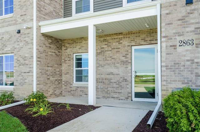 Foto del edificio - 2867 Spring Rose Cir