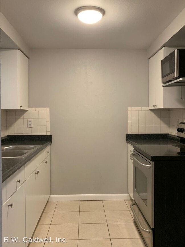 Building Photo - 3 br, 1 bath House - 5101 Newton Ave S