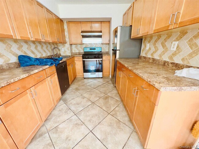 Foto del edificio - 61-50 219th St