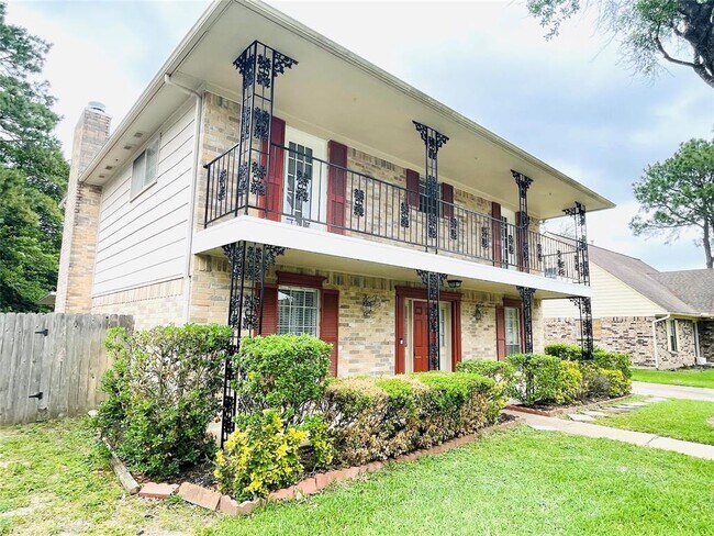 Foto del edificio - 605 Lochnell Dr