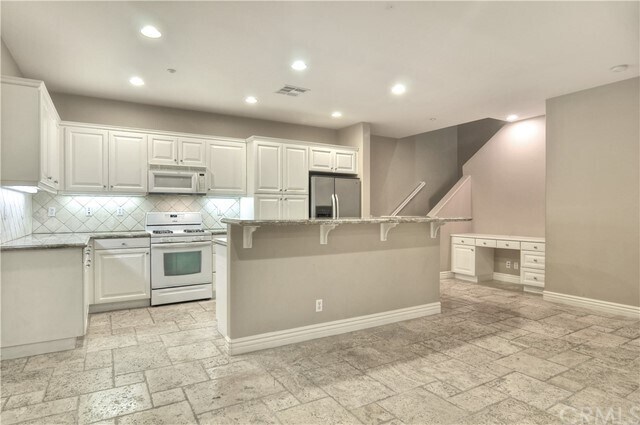 Building Photo - 344 Quail Ridge