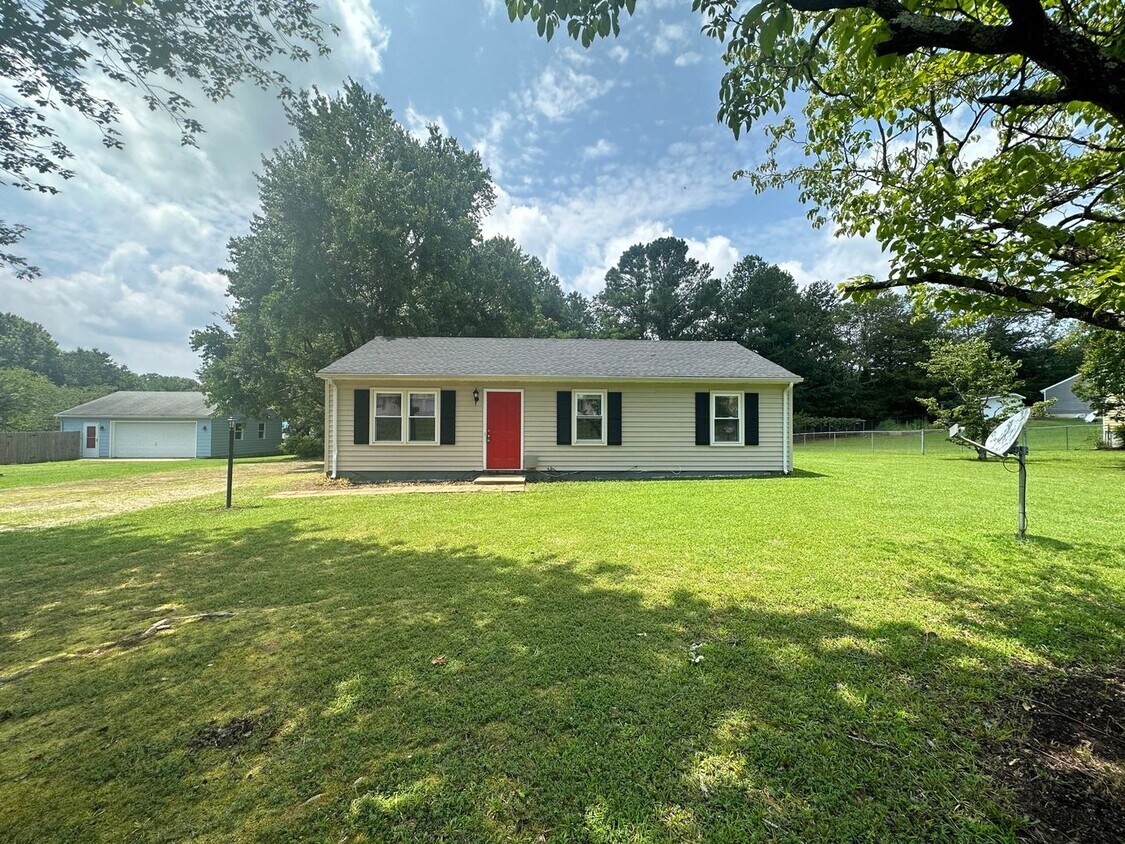 Foto del edificio - For Rent – Charming 3 Bedroom Rancher – $1,800/Month