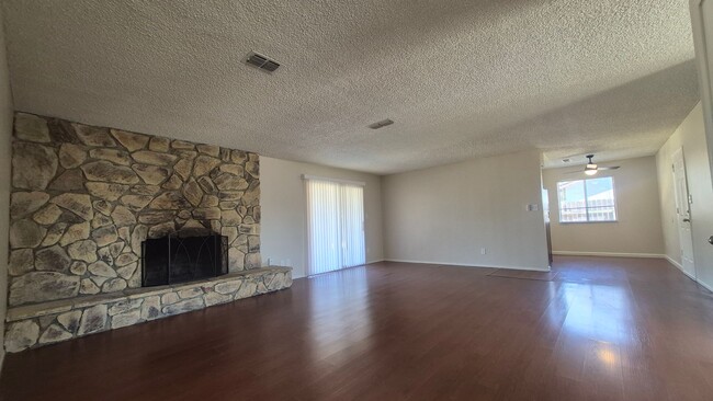 Photo - 7338 Hayward Dr. House