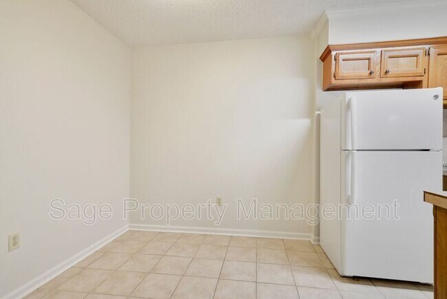 Building Photo - 16633 Missionary Ridge Ct