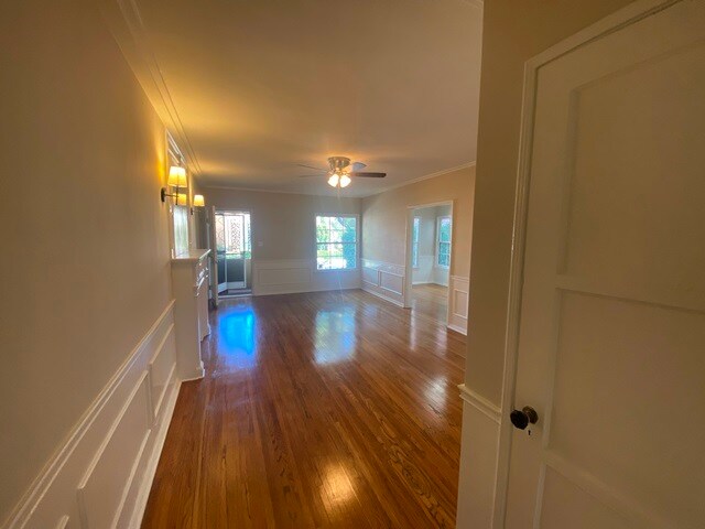 Primary Photo - 1309 Roxbury Dr